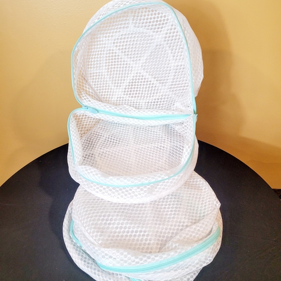 Plusmart Other - Plusmart White Laundry Bags for Bras